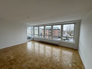 Lichtdurchflutete 3-Zimmer-Wohnung in St. Jürgen vor dem Mühlentor!