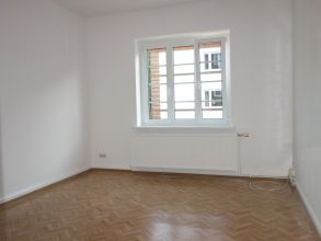 2-Zimmer-Altbauwohnung in unmittelbarer Nähe zur Wakenitz