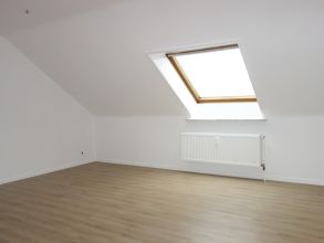 Travemünde - Rose - renovierte 2-Zimmer-Dachgeschoss-Wohnung in zentraler Lage