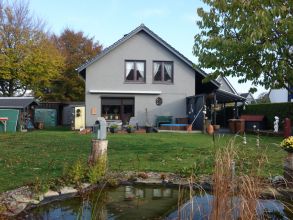 Karlshof - liebevoll gepflegtes Einfamilienhaus auf sonnigem Grundstück