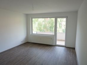 Weberkoppel - Erstbezug nach Modernisierung - 3-Zimmer mit großem Süd-West-Balkon