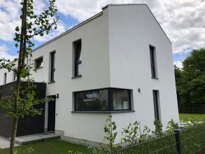 Neubau Erstbezug - exklusive Doppelhaushälfte in erstklassiger Lage in St. Gertrud, Nähe Wakenitz
